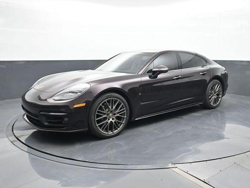 Amethyst Metallic 2023 Porsche Panamera 4 Platinum Edition