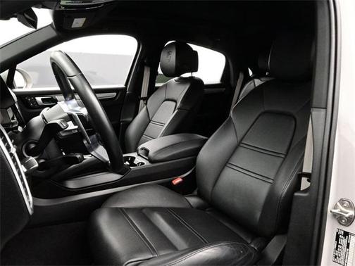 2022 Porsche Cayenne S