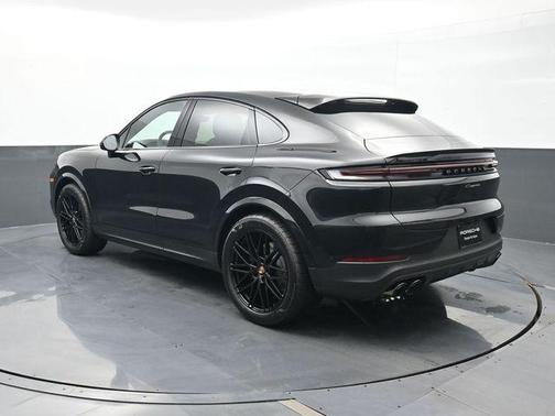 Chromite Black Metallic 2026 Porsche Cayenne Cayenne