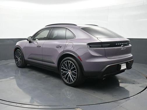 Provence 2025 Porsche Macan Macan Electric 4