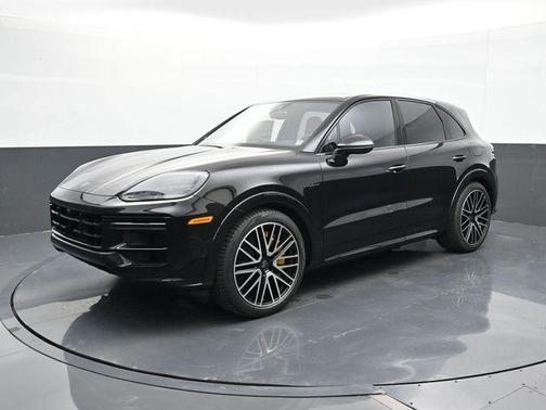 2026 Porsche Cayenne Cayenne Turbo E-Hybrid