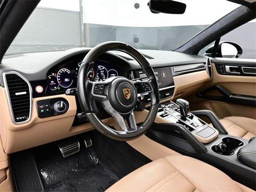 2022 Porsche Cayenne GTS