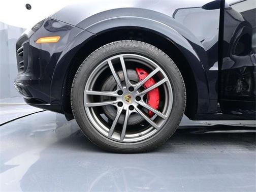 2022 Porsche Cayenne GTS