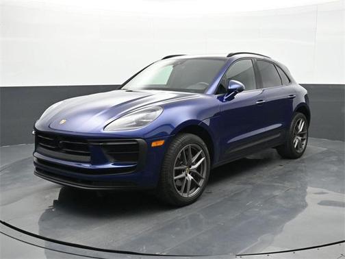2024 Porsche Macan Base (PDK)