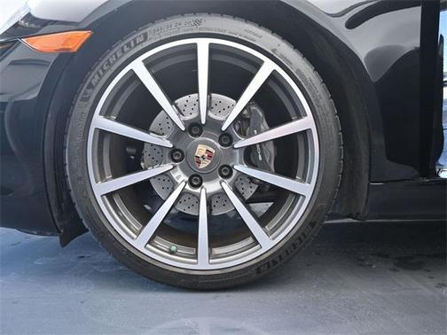 2013 Porsche 911 Carrera