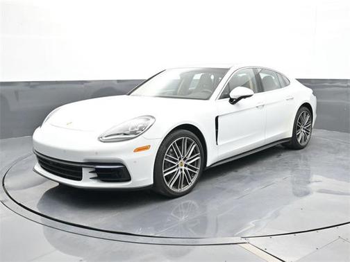 2018 Porsche Panamera 4S