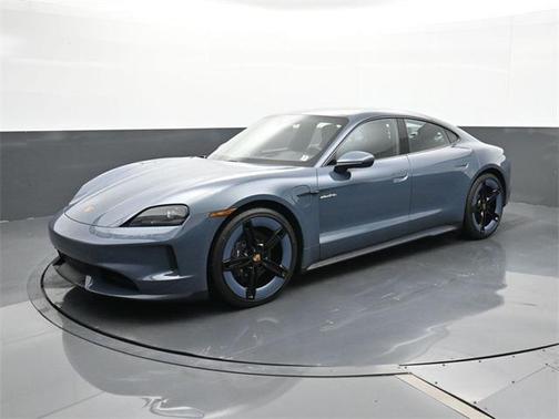 2025 Porsche Taycan 4
