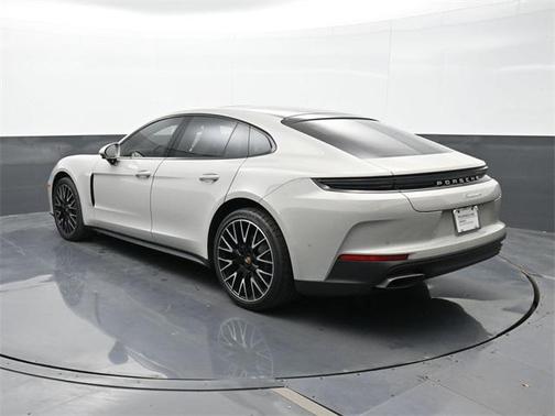 2025 Porsche Panamera