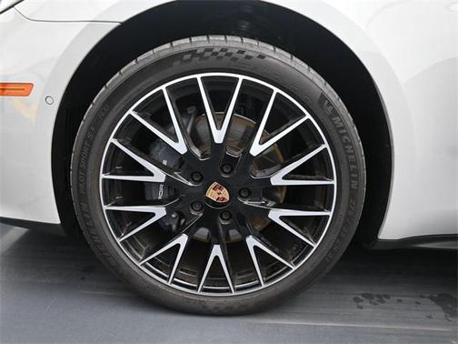 2025 Porsche Panamera