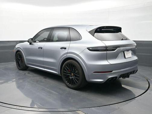 2021 Porsche Cayenne GTS
