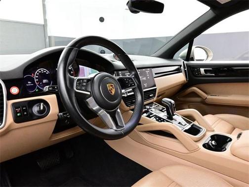 2021 Porsche Cayenne Cayenne