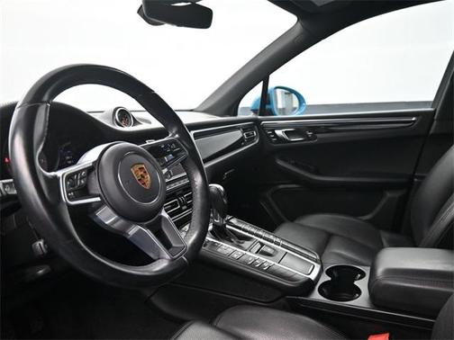 2021 Porsche Macan Base