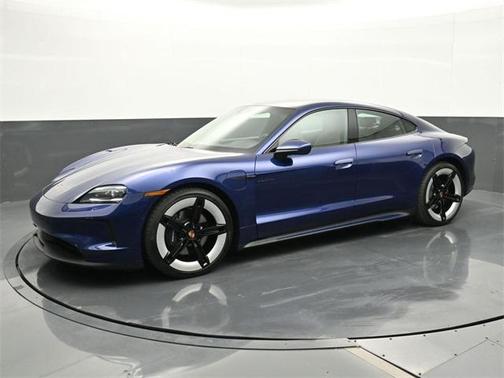 2025 Porsche Taycan 4