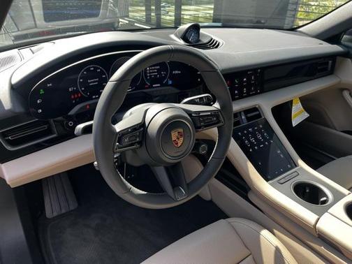 2025 Porsche Taycan 4