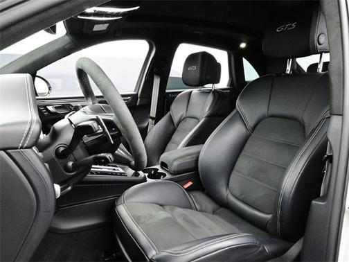 2024 Porsche Macan GTS