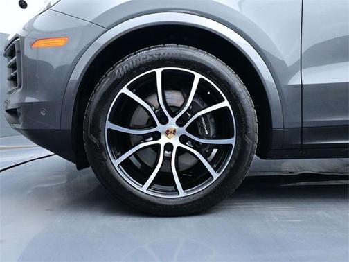 2025 Porsche Cayenne Cayenne