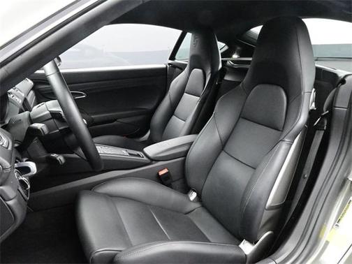 2025 Porsche 718 Cayman GTS 4.0