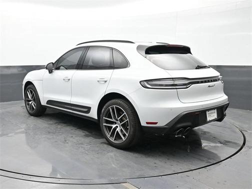 2023 Porsche Macan Base