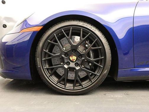 2024 Porsche 911 Carrera GTS