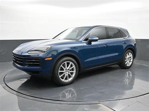 2024 Porsche Cayenne Base (Tiptronic)