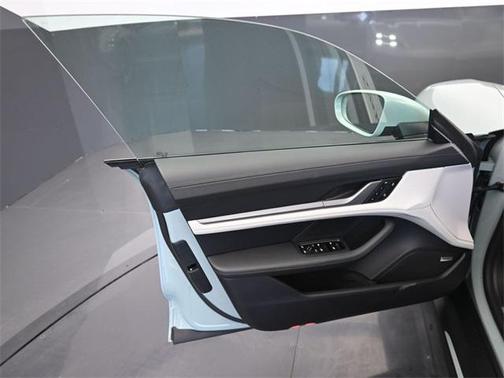 2025 Porsche Taycan 4S