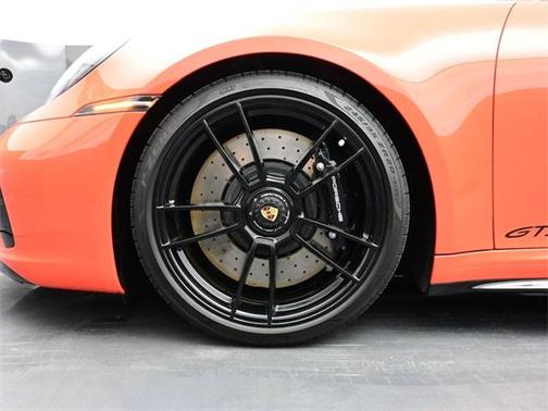 2022 Porsche 911 Carrera GTS
