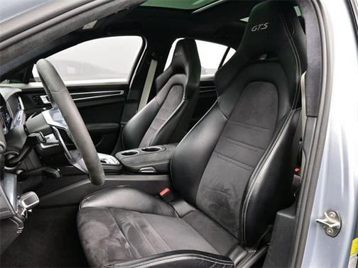 2019 Porsche Panamera GTS