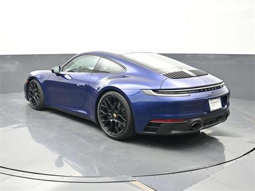 2024 Porsche 911 Carrera GTS