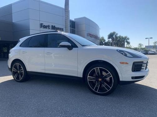 2022 Porsche Cayenne S