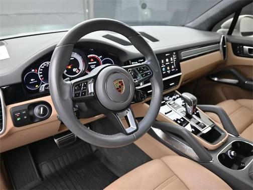 2023 Porsche Cayenne Turbo