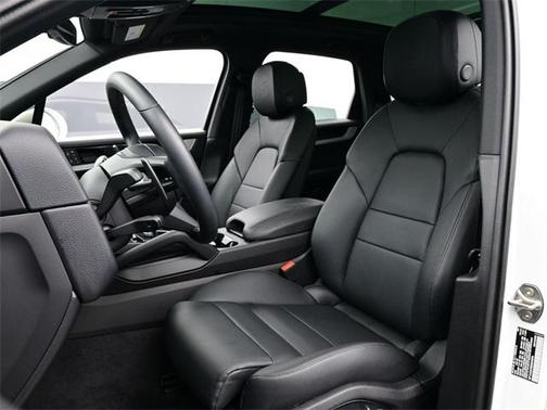 2025 Porsche Cayenne Cayenne