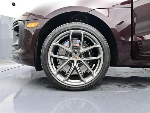 2024 Porsche Macan GTS