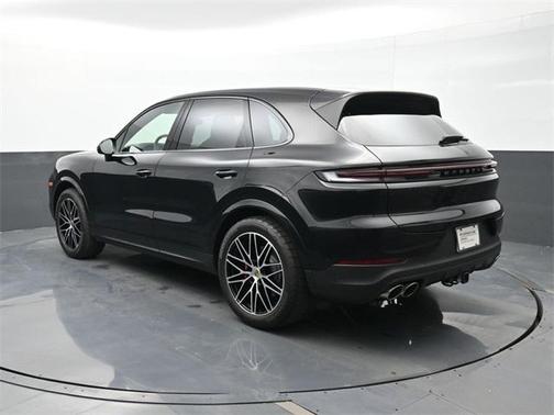 2024 Porsche Cayenne S
