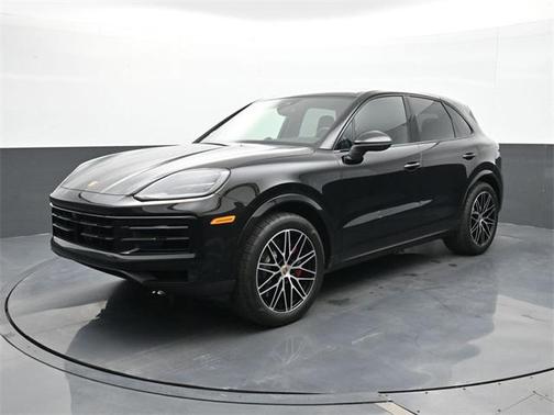 2024 Porsche Cayenne S