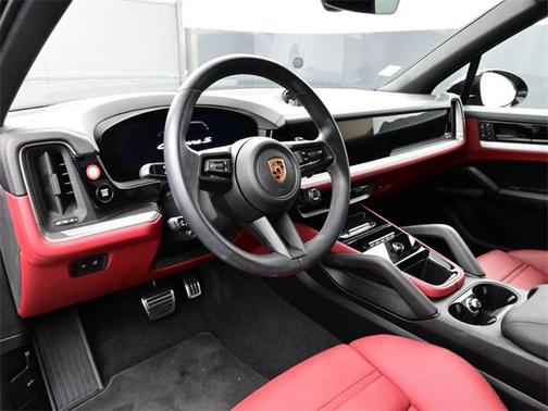 2024 Porsche Cayenne S