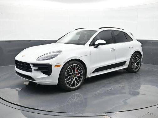 Carrara White Metallic 2021 Porsche Macan Macan GTS