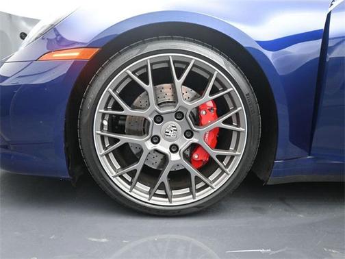 2020 Porsche 911 Carrera 4S Cabriolet