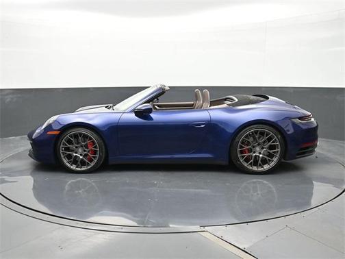 2020 Porsche 911 Carrera 4S Cabriolet