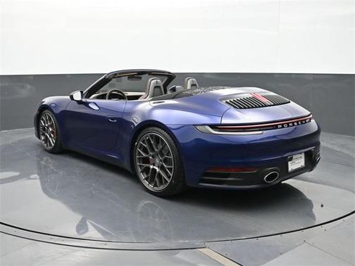 2020 Porsche 911 Carrera 4S Cabriolet
