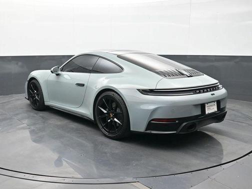 Shade Green Metallic 2025 Porsche 911 Carrera