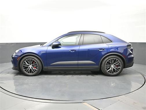 2025 Porsche Macan 4S