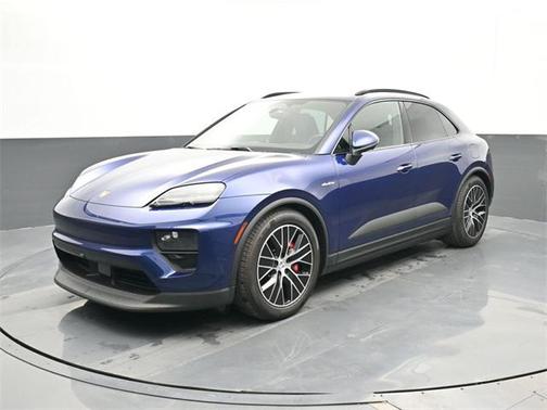2025 Porsche Macan 4S