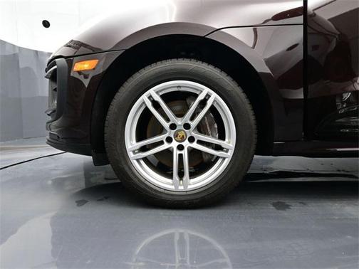 2022 Porsche Macan 