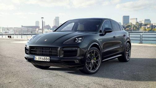 2022 Porsche Cayenne Platinum Edition