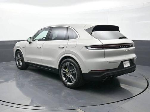 2025 Porsche Cayenne 