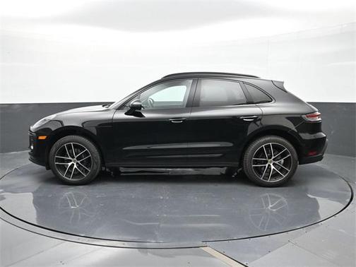 2025 Porsche Macan T