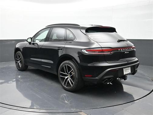2025 Porsche Macan T