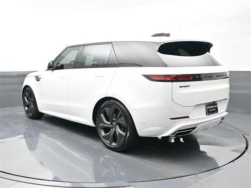 2024 Land Rover Range Rover Sport SE