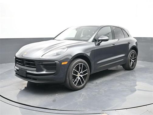 2023 Porsche Macan T