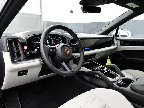 2026 Porsche Cayenne Cayenne E-Hybrid